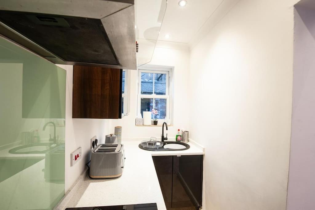 Clifford House - 4 Bed Within The Walls York